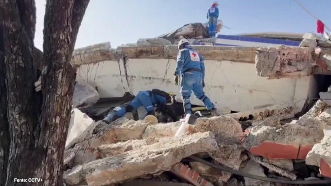 Terremoto in Colombia, sotto le macerie si cercano sopravvissuti