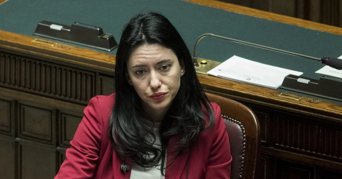Lucia Azzolina, Matteo Salvini: "Se al suo posto ci fosse Cristina". Il modello-Vicenza proposto dal leader della Lega