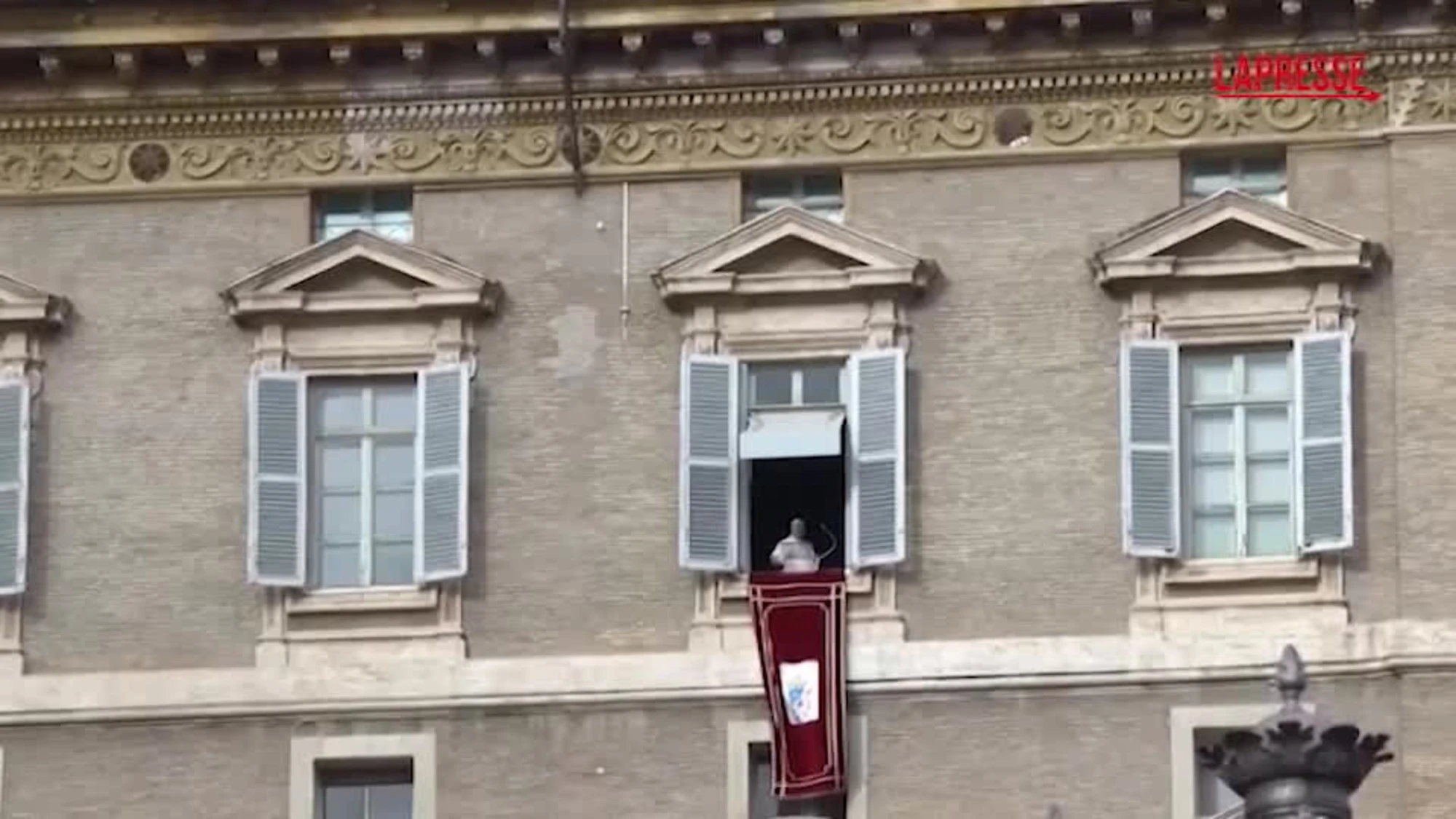 Crans-Montana, Papa: "Vicino a quanti sono nel dolore per questa tragedia"