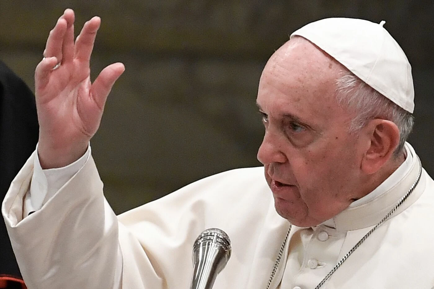 Papa Francesco, l'affondo di Antonio Socci: "Il suo slogan in sintesi? Prima gli islamici"