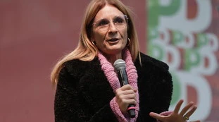 Europee, Malpezzi contro Schlein: "Se decide di correre, lo faccia da capolista"