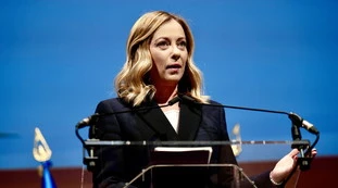 Giorgia Meloni? La differenza tra loro e una persona normale