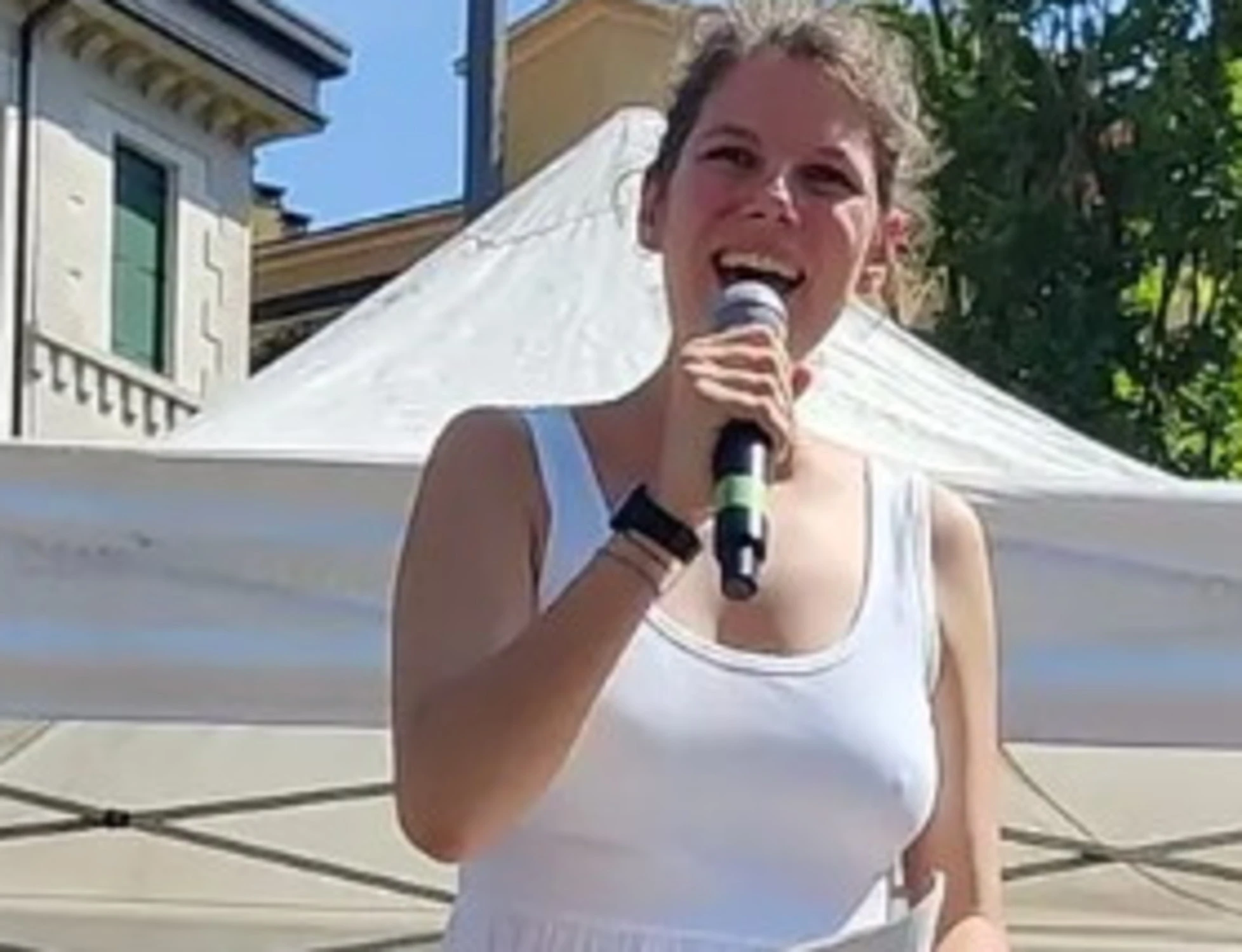 Padova, "fiocco arcobaleno". L'assessora Pd ha un figlio e scatena il caos