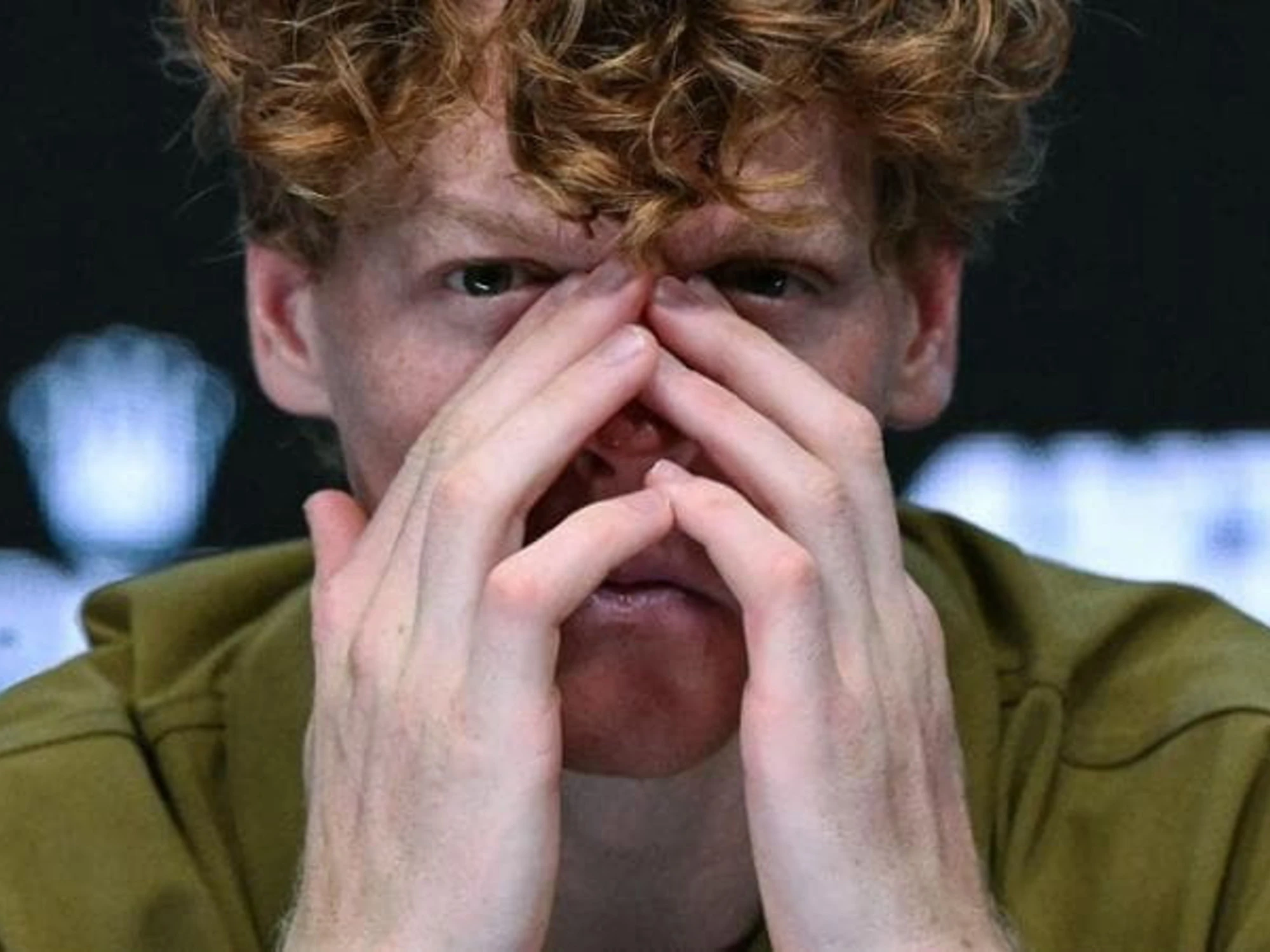 Jannik Sinner, attenzione agli occhi: le immagini che scuotono