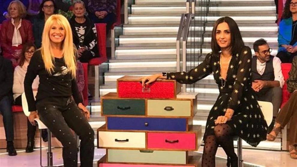 Vieni da Me, Bruno Vespa come non l&apos;avete mai visto: svolta ultra-pop, così da Caterina Balivo