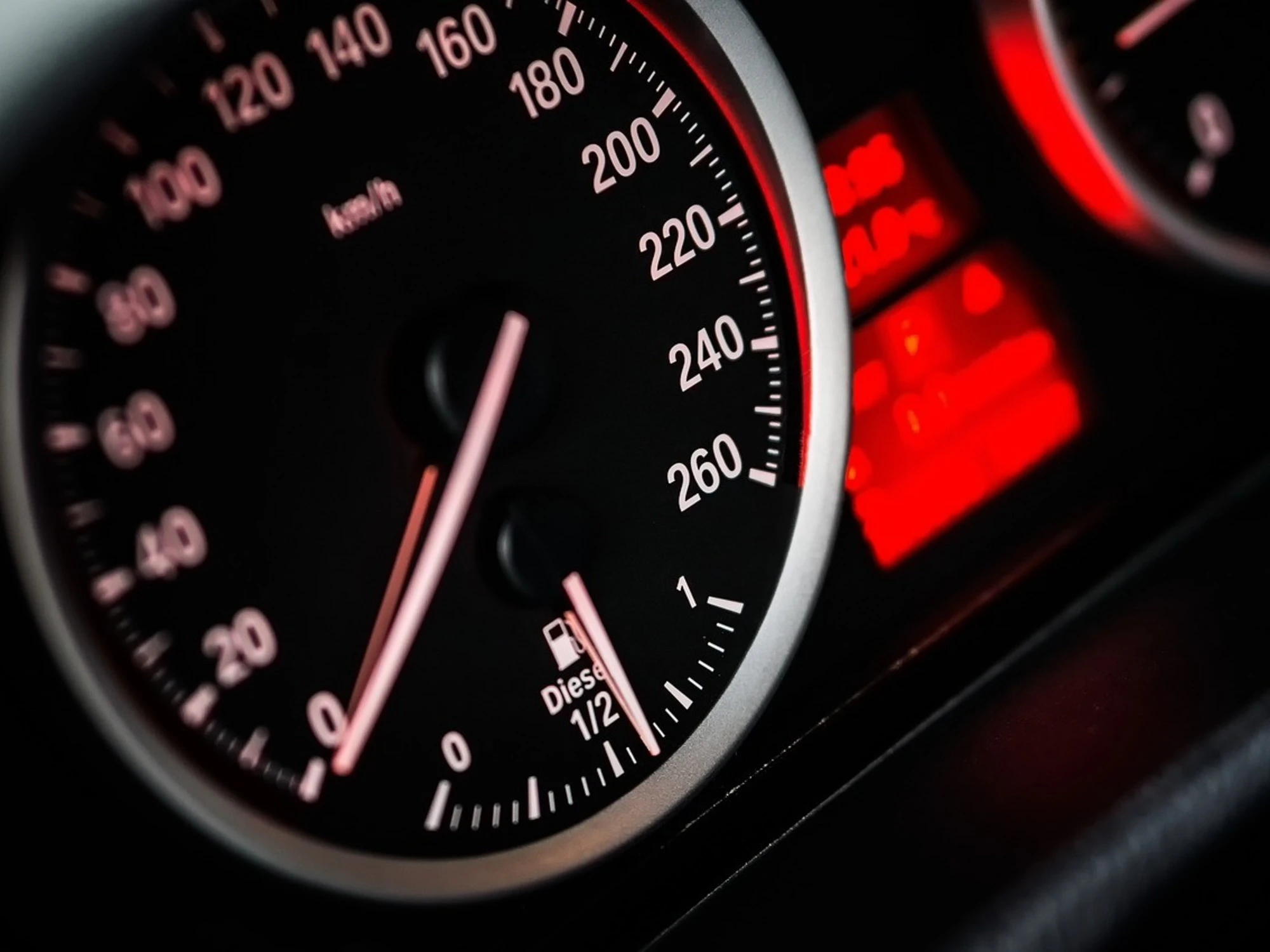 Auto, scatta il blocco: chi non può più circolare dall'1 ottobre
