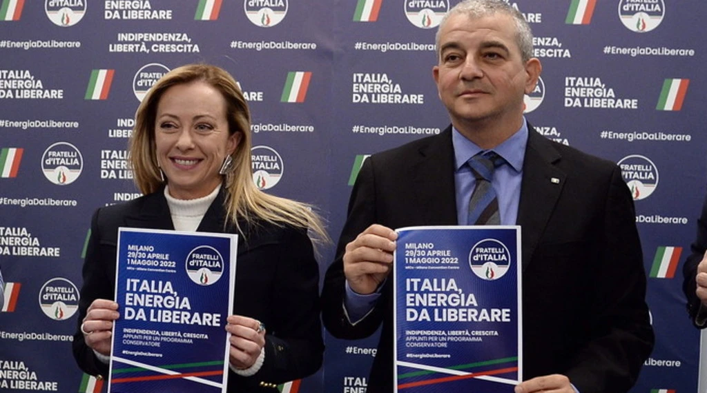 Fazzolari, il fedelissimo della Meloni fuori dal governo