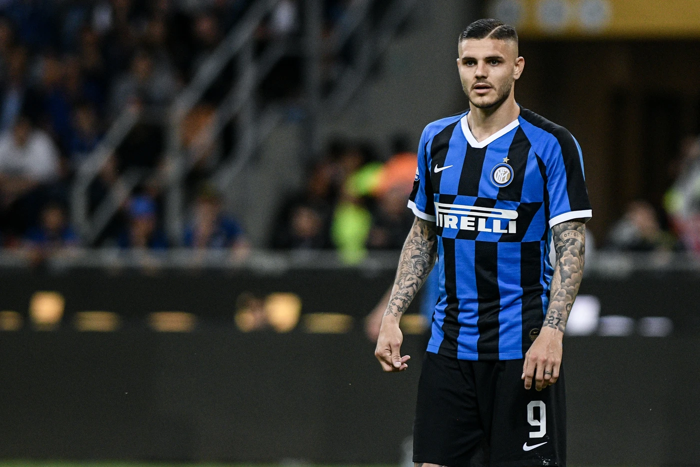 Il Napoli piomba su Icardi: stipendio di 10 mln all'anno, ecco il piano per fregare la Juventus