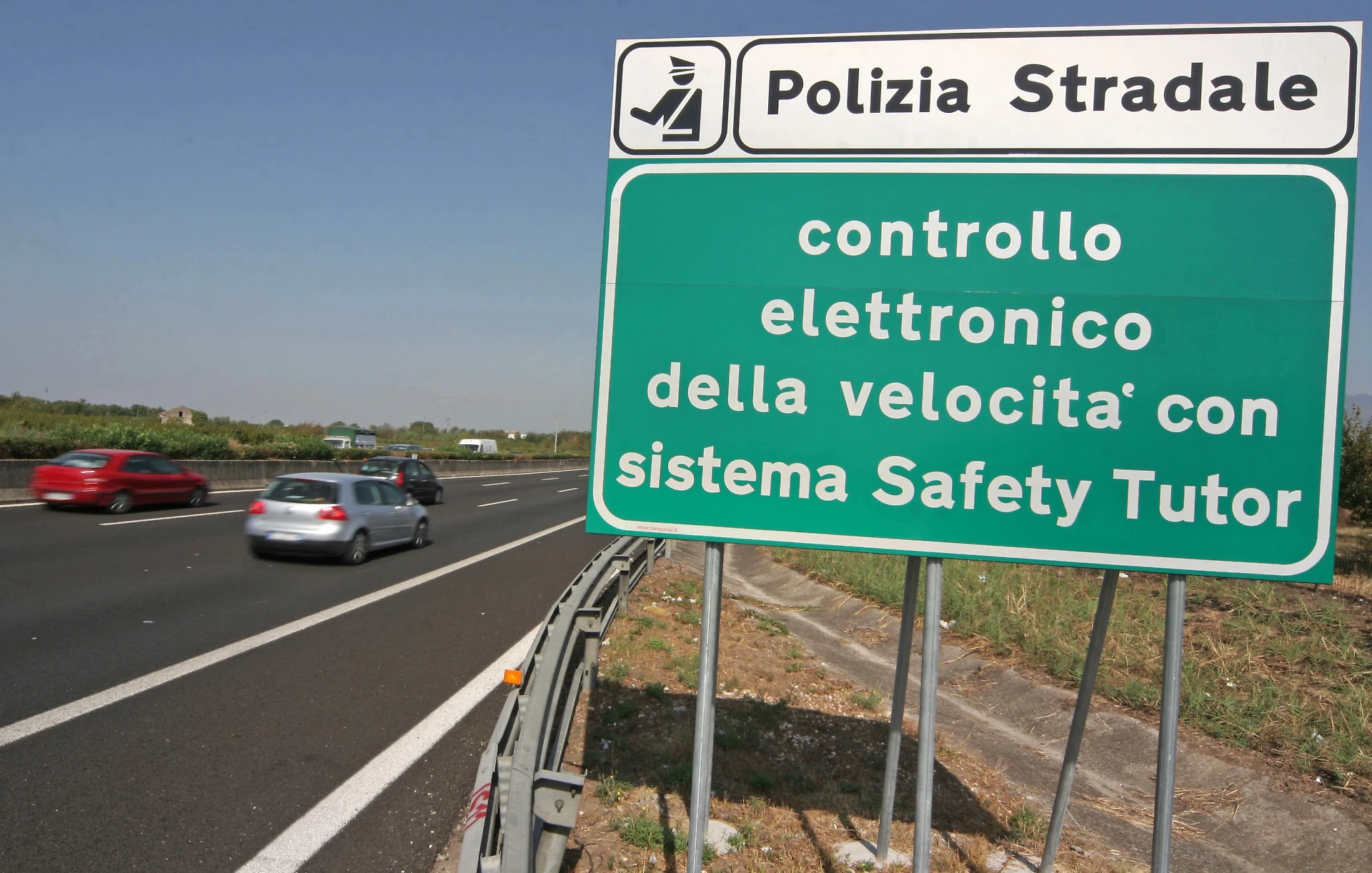 Tutor riaccesi su tutte le autostrade. Sentenza della Cassazione: blitz e rischio multe per il contro-esodo