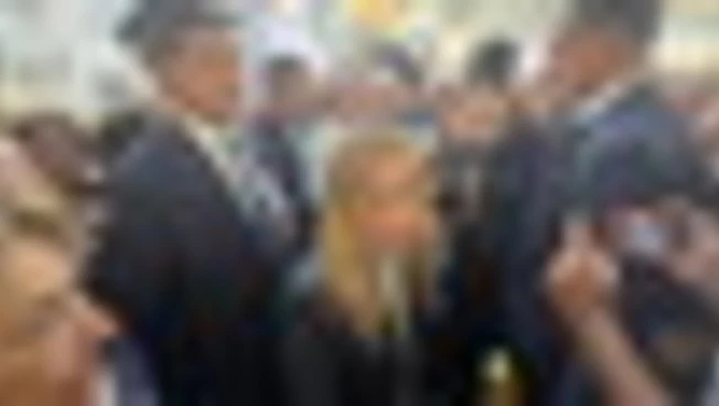 https://media.liberoquotidiano.it/GRId8ReICjDOYuCX6nu4OErQMqZD0DbuNnaqgCyLtDc/width:800/quality:90/aW1hZ2VzLzIwMjYvMDkvMTEvMTI0MTIwNzE5LTZhNjgzNTczLTA5NjMtNGE2Ni1hNzY0LWM2MjM5ZTdhZjJmNy5qcGc.webp