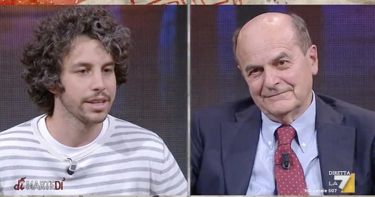 DiMartedì, Mattia Santori su Matteo Salvini: "I media sono ossessionati da lui", con le Sardine è il primo