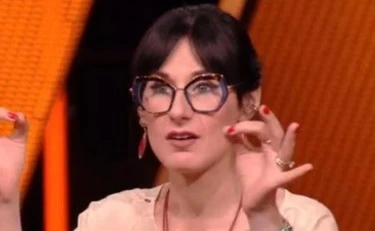 Garlasco, Angela Taccia messa all'angolo su Sempio? "Perché fa il falsetto"
