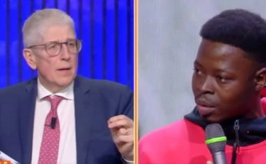 Dritto e Rovescio, Adama provoca? Cruciani lo smonta subito