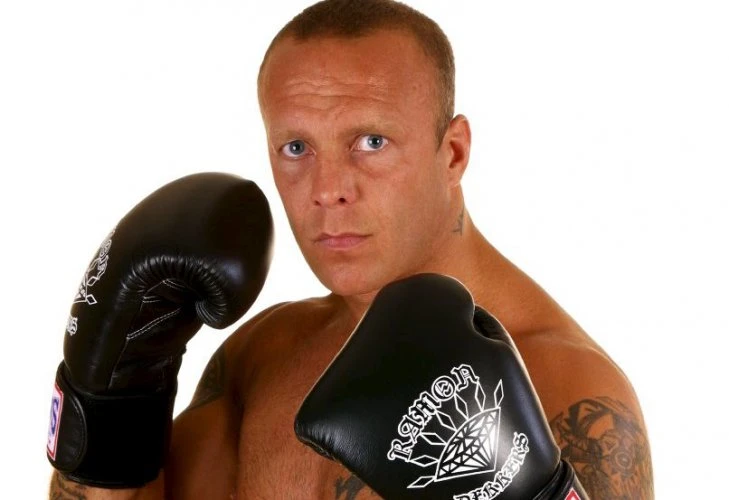 Thai boxe, è morto l'ex campione Ramon Dekkers