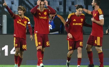 Serie A, Roma e Como vincono in rimonta: niente da fare per Cagliari e Torino