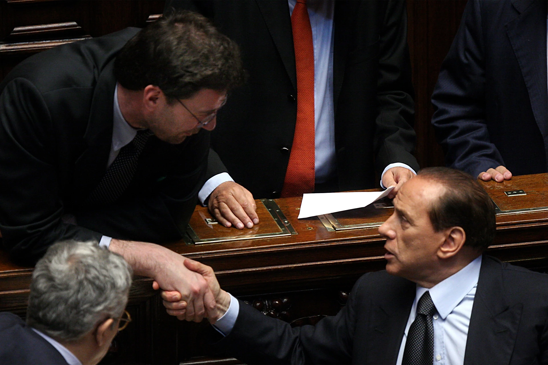 Silvio Berlusconi attacca Giancarlo Giorgetti: "Ci ringrazi se è lì"