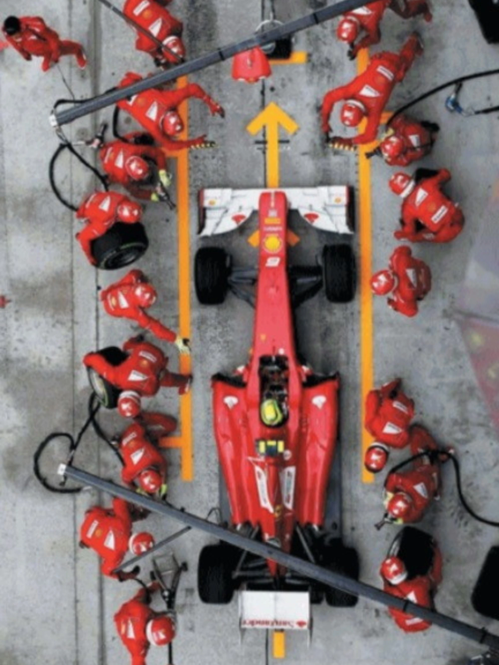 Formula 1, i nuovi carburanti costeranno 260 euro al litro