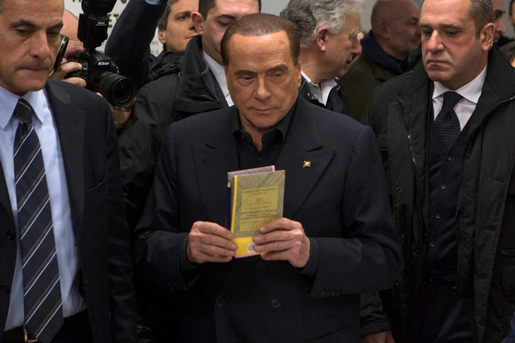 Silvio Berlusconi, il gelo di Forza Italia su Salvini e la Bernini: "Al Senato il nostro candidato è Paolo Romani"