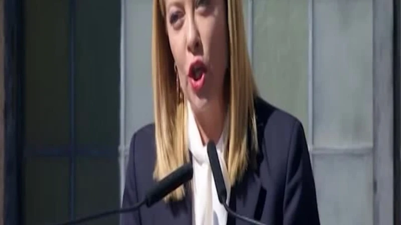 https://media.liberoquotidiano.it/G_094fYVFdU8rsUDR_EinBGQeHB2bRdzcfP26crcjSI/width:800/quality:90/aW1hZ2VzLzIwMjUvMTAvMDQvMTIwOTM5NjU2LWZkNjFhYWQxLTYwYzQtNDZlOC05YTg5LTAwZTkwNmMxMzQ2Mi5qcGc.webp