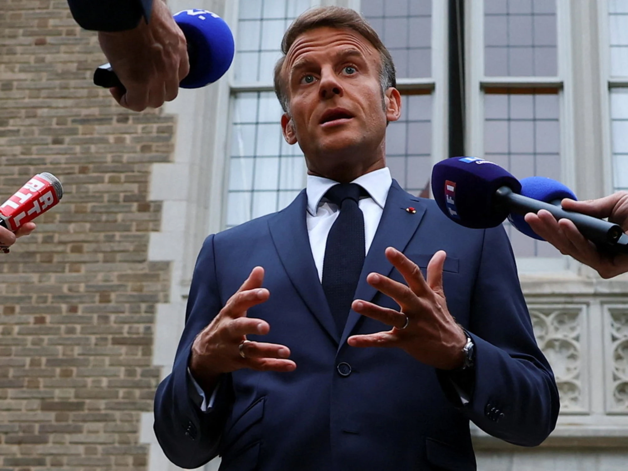 Emmanuel Macron è finito: dalla Francia un sondaggio senza precedenti