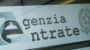 Fisco, attenzione alla lettera per le tasse da pagare in estate: ecco chi avrà le vacanze rovinate