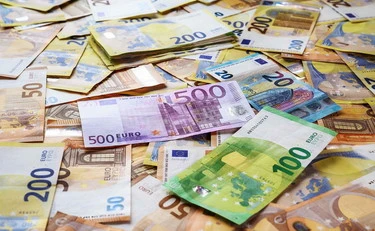 https://media.liberoquotidiano.it/GgbkfW5apM2GLFo1ZuxWx9DbkfDEiNLrQmcroLp8JzY/width:800/quality:90/aW1hZ2VzLzIwMjUvMTAvMTgvMDgyNzEyOTM1LTE1NzUwOWVhLTAzODktNDYwMS05NmNlLTIxM2E3M2MzYzE0OS5qcGc.webp