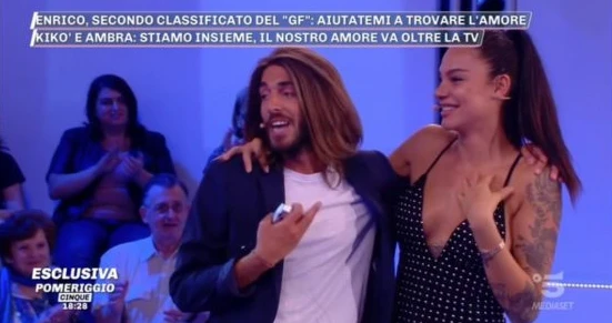 Grande Fratello, tra Enrico Contarin e Audrey Chabloz è scoppiato l'amore: "È presto per dire cosa siamo"