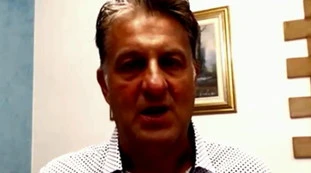 Vaccini, il no vax Paolo Viviano: "Cosa ho visto in rianimazione". La sconvolgente rivelazione dell'operatore sanitario
