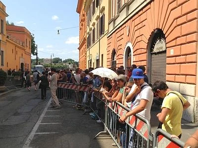 Roma, fan in delirio in attesa di Madonna.