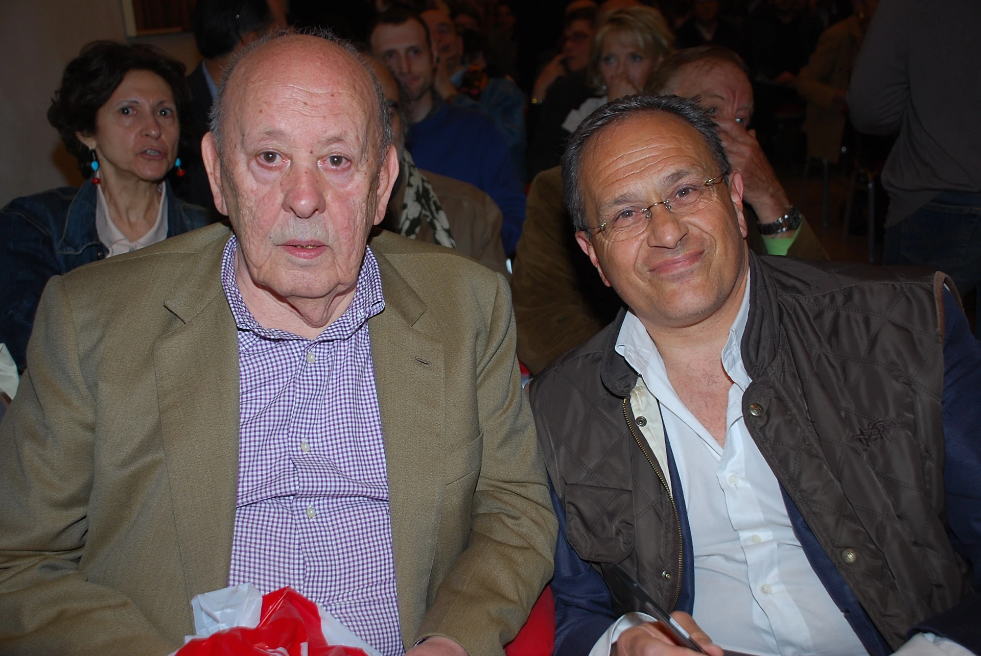 Tg1, morto lo storico direttore Albino Longhi: successore di Vespa e Lerner e consigliere di Romano Prodi