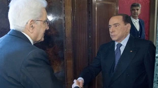 Silvio Berlusconi chiama Sergio Mattarella: "Emergenza coronavirus, pronti a collaborare". Ma ad una condizione