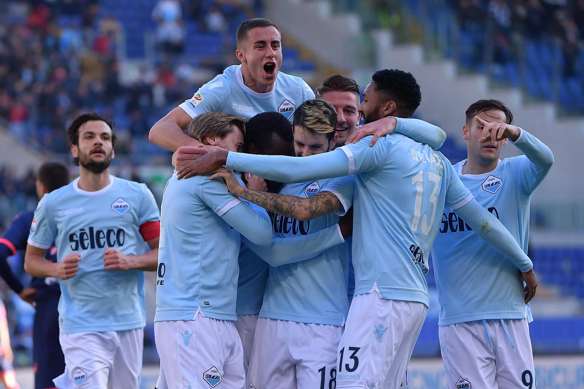 Calcio, serie A: Lazio batte Crotone 4-0