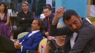 Grande Fratello Vip, Antonio Zequila gelato da Sossio Aruta: "Meglio lo slippino di Er Mutanda"