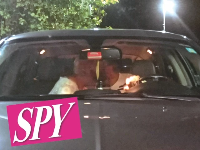 Simone Coccia e Lucia Bramieri beccati così, la foto che sconvolge la piddina Stefania Pezzopane