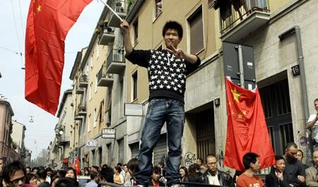 I cinesi evadono 4 miliardi di euro,la stessa somma dell'Imu,e noi continuiamo a pagare