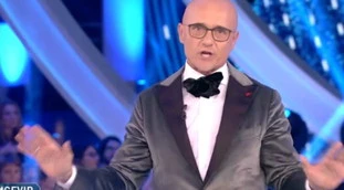 Grande Fratello Vip, "era quasi fatta": confessione di Alfonso Signorini, Maria Elena Boschi "salva" per un pelo