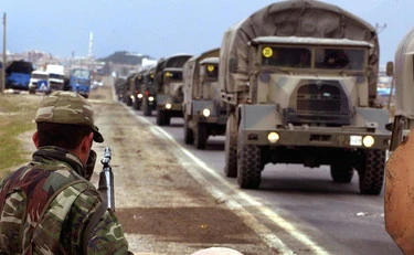 Iran, la guerra nel Golfo in diretta: la Turchia schiera i Patriot, "consultazioni con la Nato"