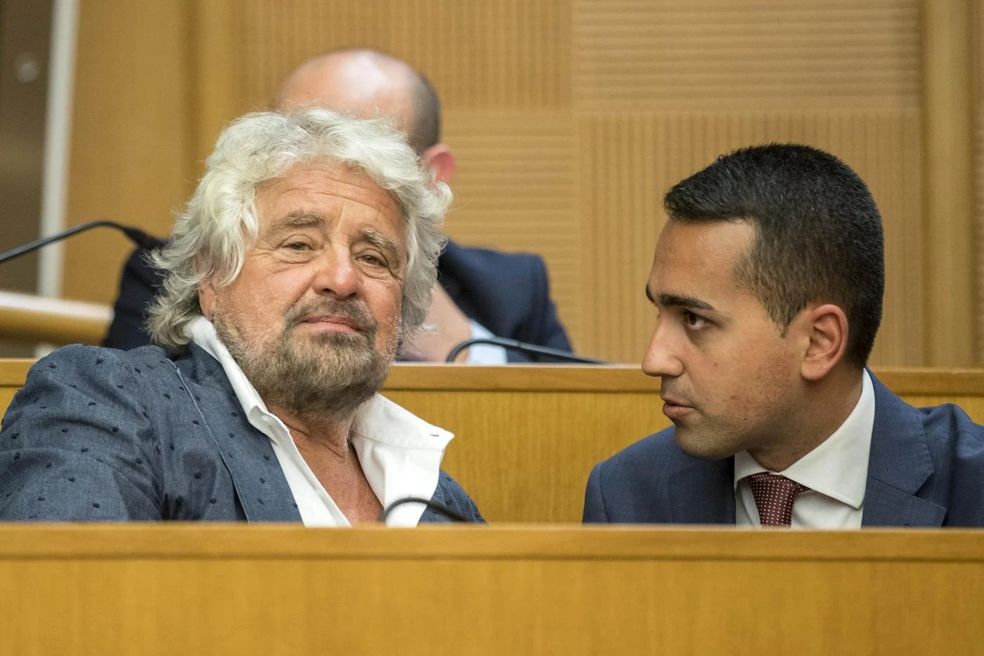 Luigi Di Maio, vaffa a Beppe Grillo sull'Ilva: "Decido io, le sue sono opinioni personali". Si spacca il M5s