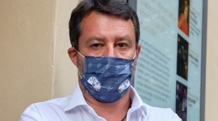 Matteo Salvini con febbre e cortisone, a sinistra tifano coronavirus: "Almeno evitate, cos'ho davvero"