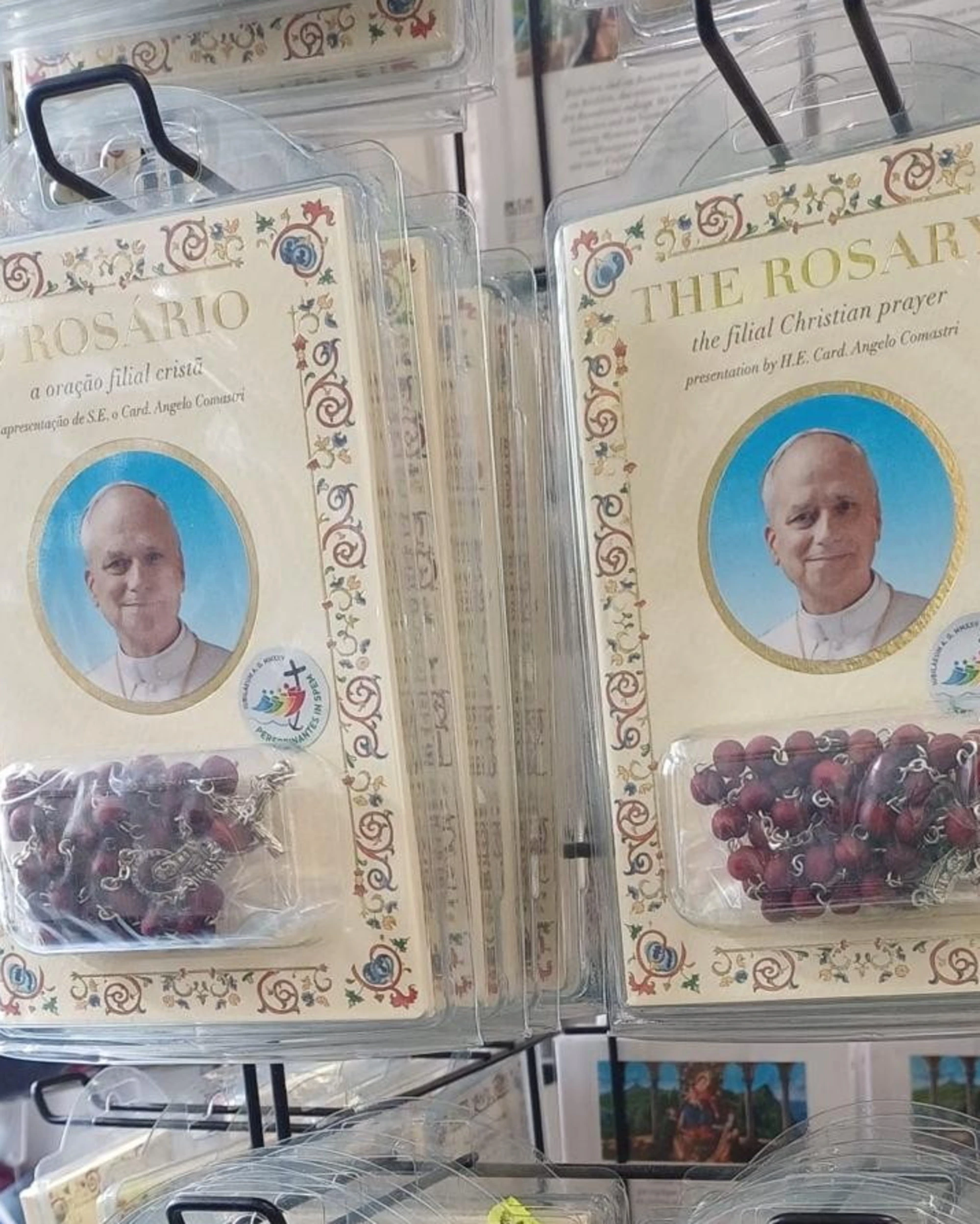 CHIESA: GIUBILEO E LEONE XIV SPINGONO IL MERCATO DEGLI ARTICOLI RELIGIOSI DEVOTIO: SUCCESSO PER IL KIT DEL PELLEGRINO, IN ARRIVO I GADGET SUL PAPA