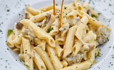 Friuli, intossicati dopo la pasta tonno e formaggio: Ferragosto da incubo al campo estivo