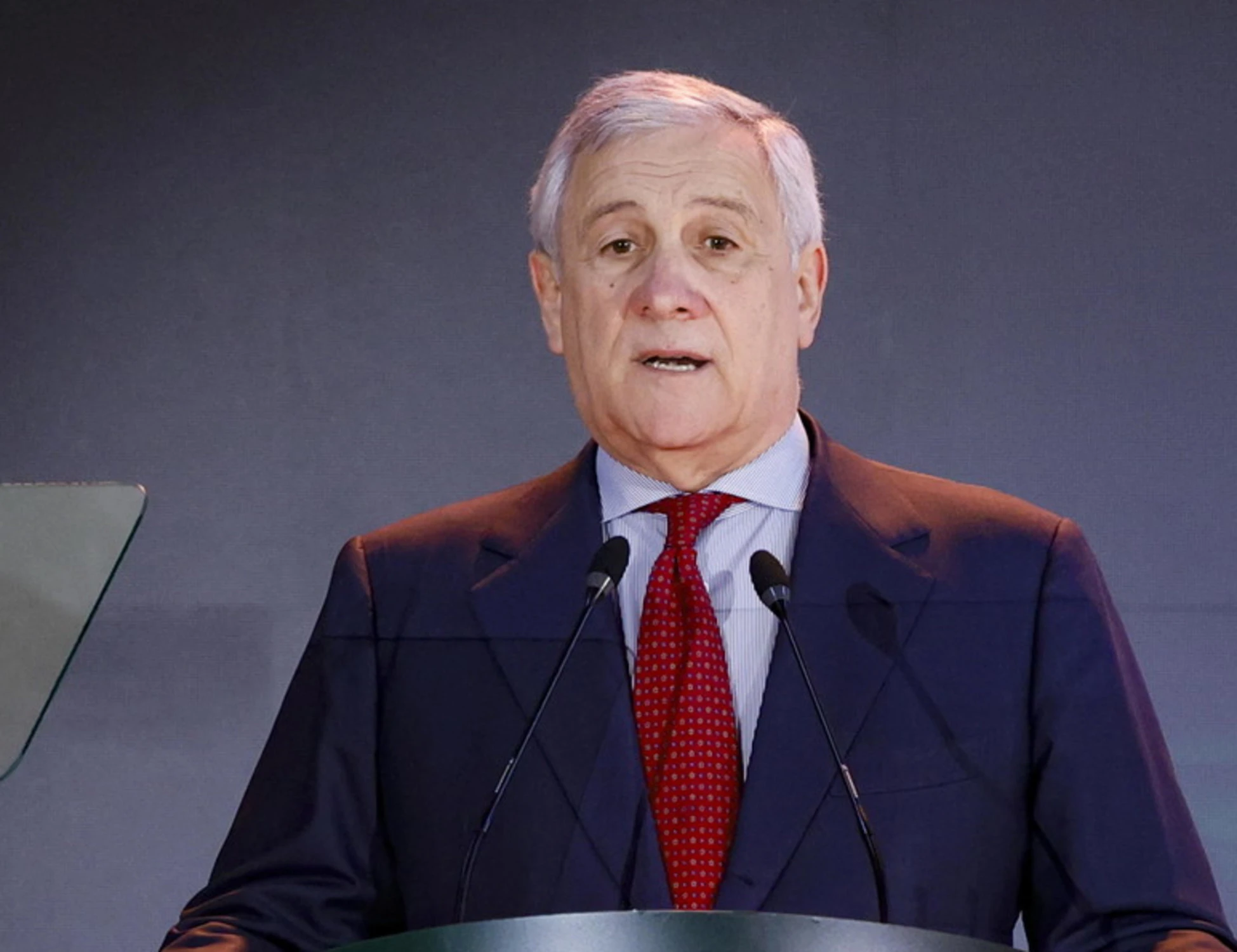 Pier Silvio Berlusconi: "Facce nuove in Forza Italia". Tajani replica: "Sollecitazioni positive"