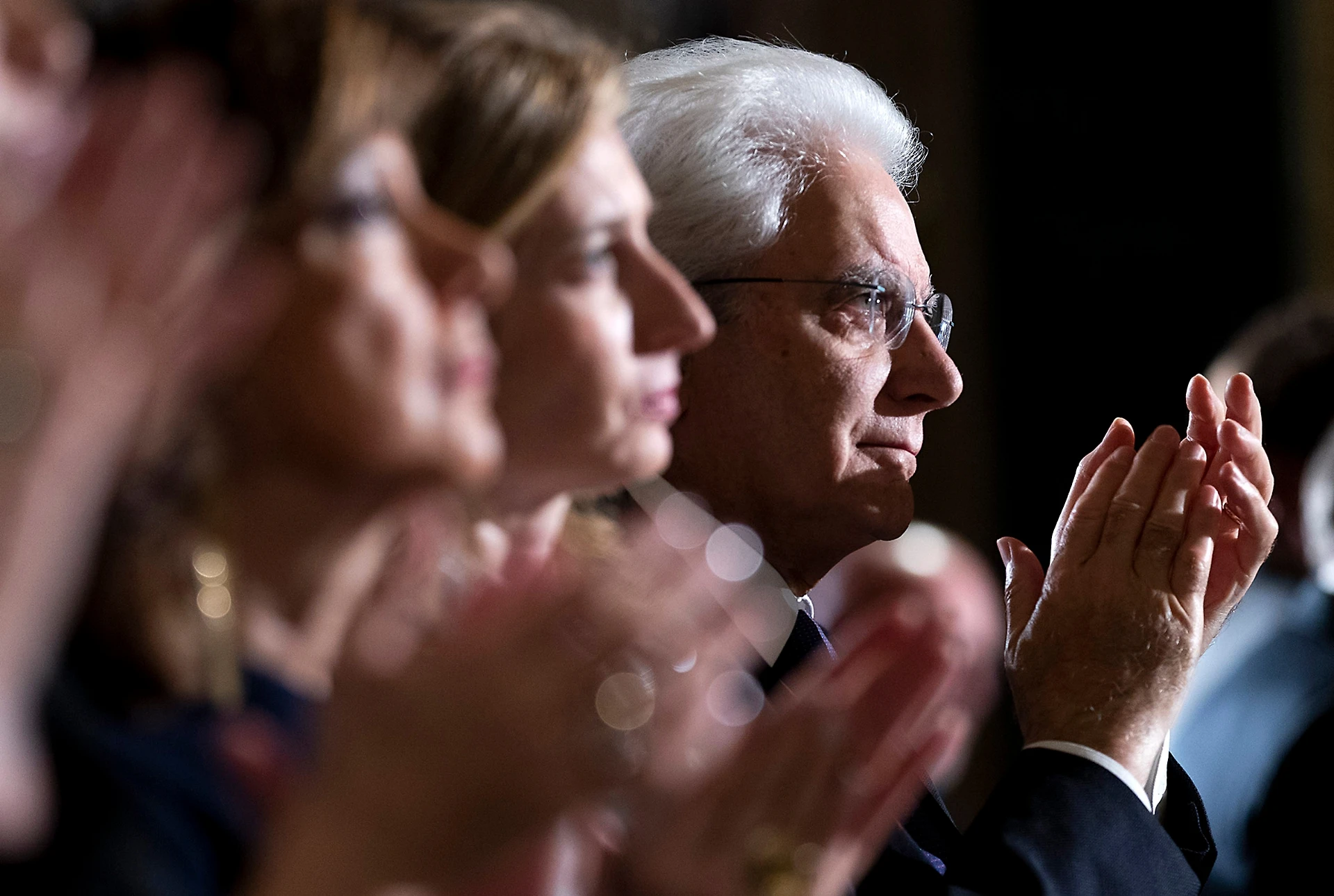 Sergio Mattarella, l'incubo default fa crescere il partito del Quirinale: chi c'è dietro le lettere del Colle
