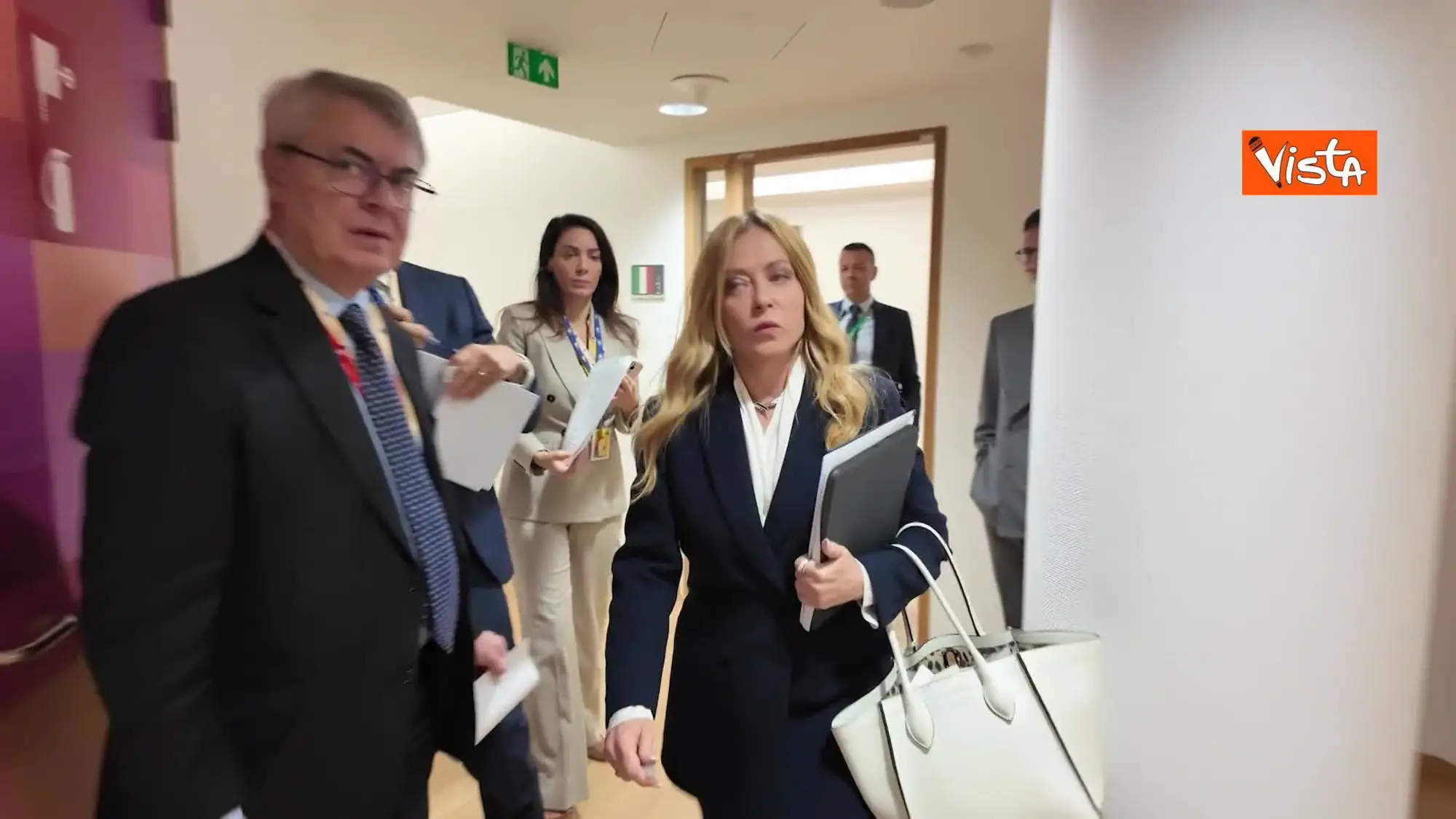 Meloni a Bruxelles per il Consiglio Europeo. La Premier incontra i 17 Leader "Amici della coesione"