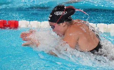 Europei nuoto, Pilato argento nei 50 rana: "Questo centesimo mi perseguita"