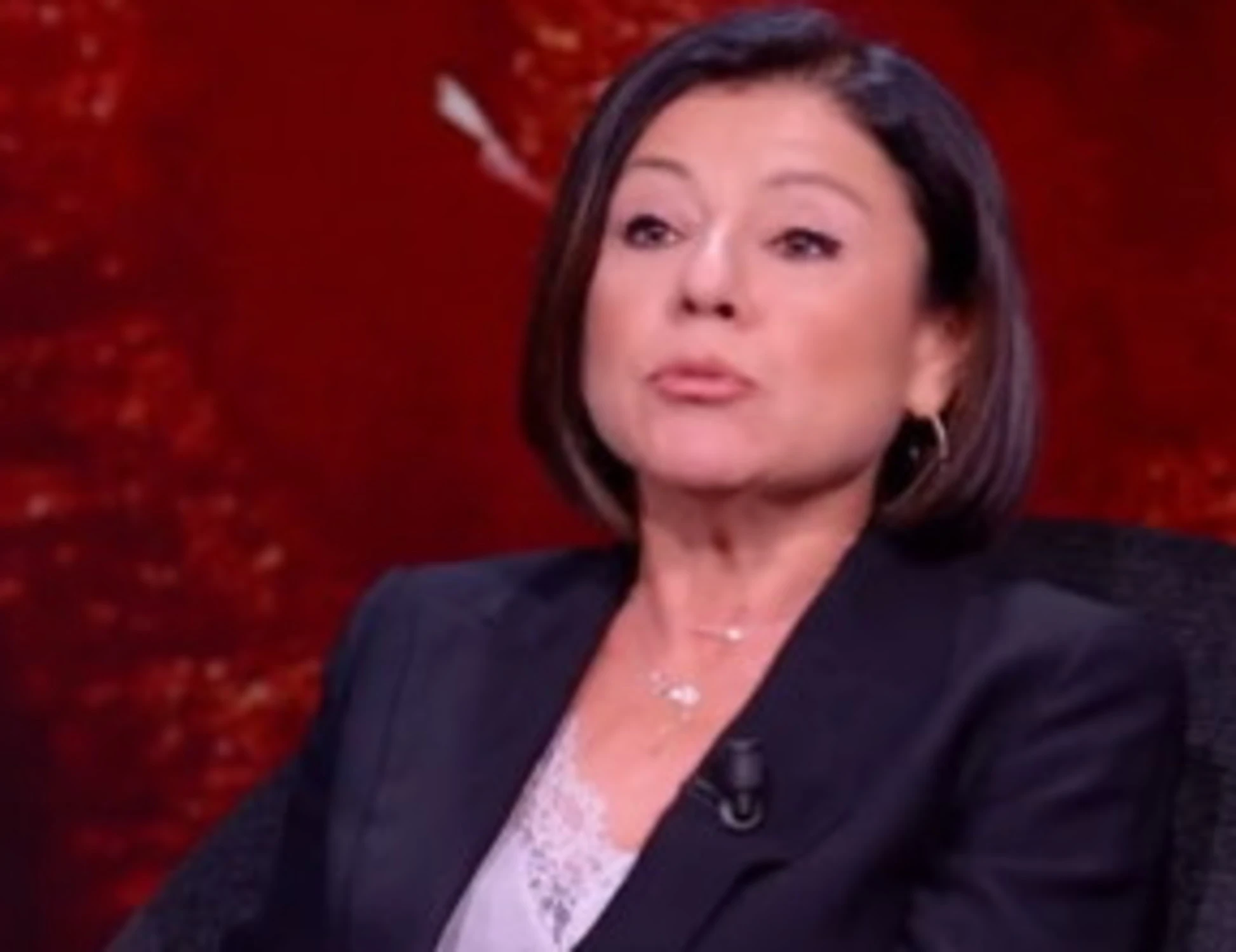 Quarta Repubblica, figuraccia-De Micheli: balbetta e viene travolta in tv