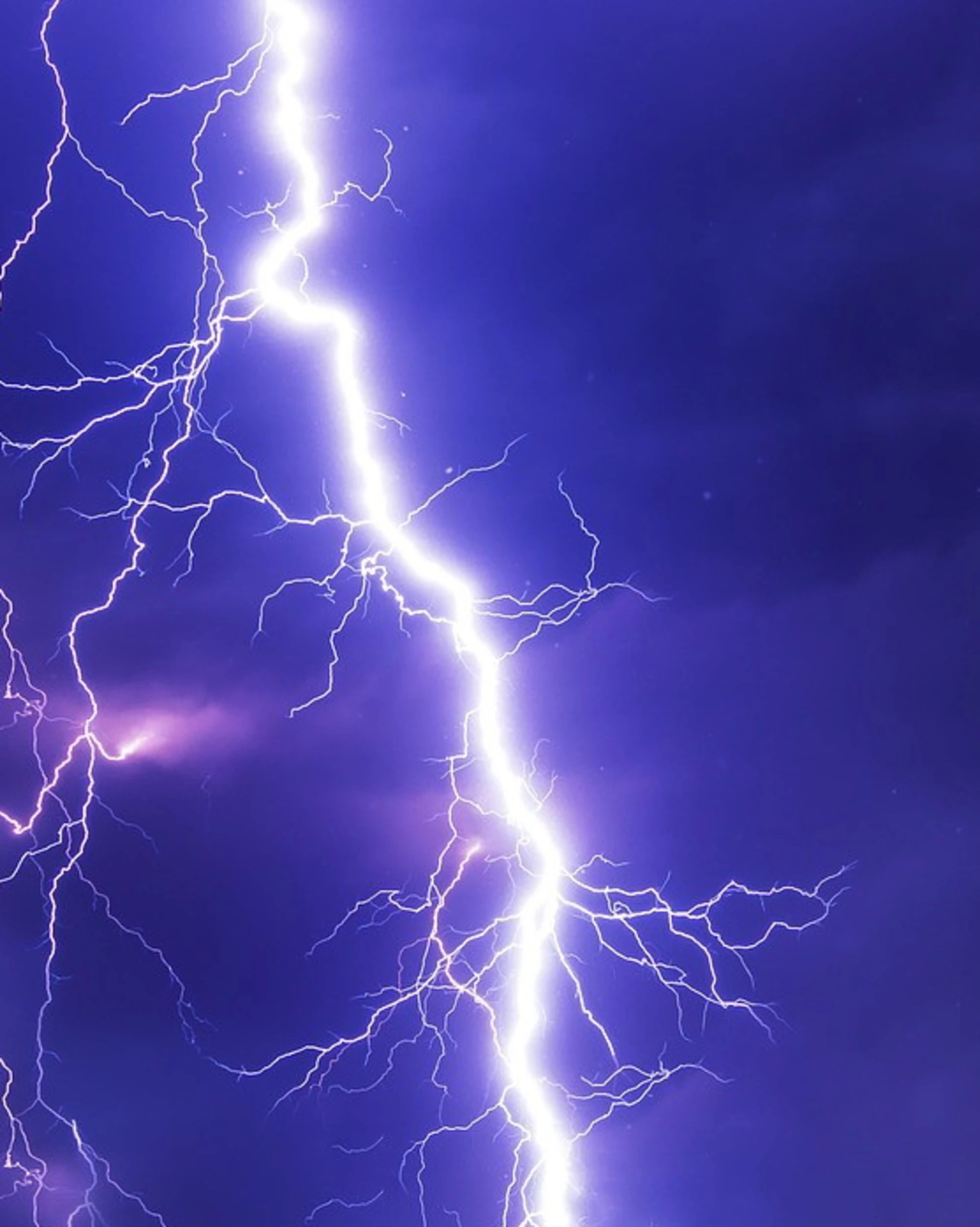 Meteo, grandine e temporali: ribaltone estivo, ecco quando