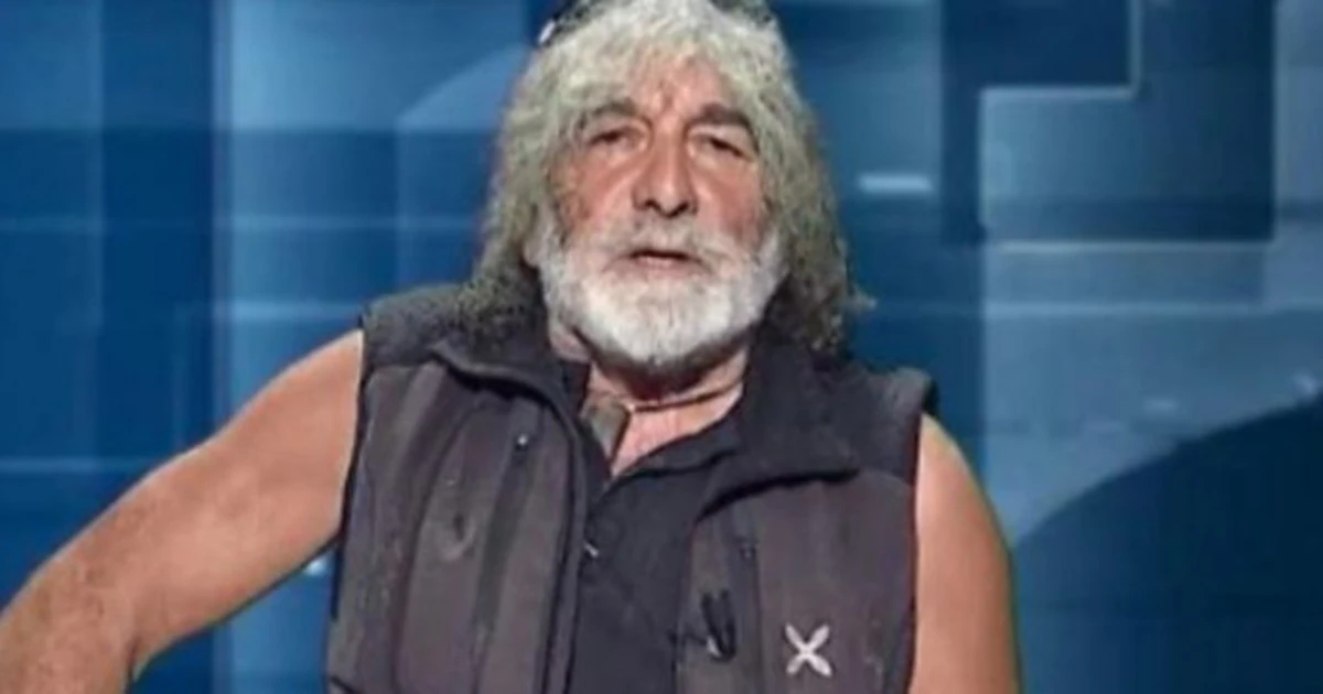 Mauro Corona, gli insulti in diretta di Daniela Martani: "Poveraccio, ha problemi di demenza senile e alcolismo, è fuori di testa"