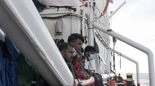 Ocean Viking, i migranti sbarcati? Nel villaggio vacanze di Hyères