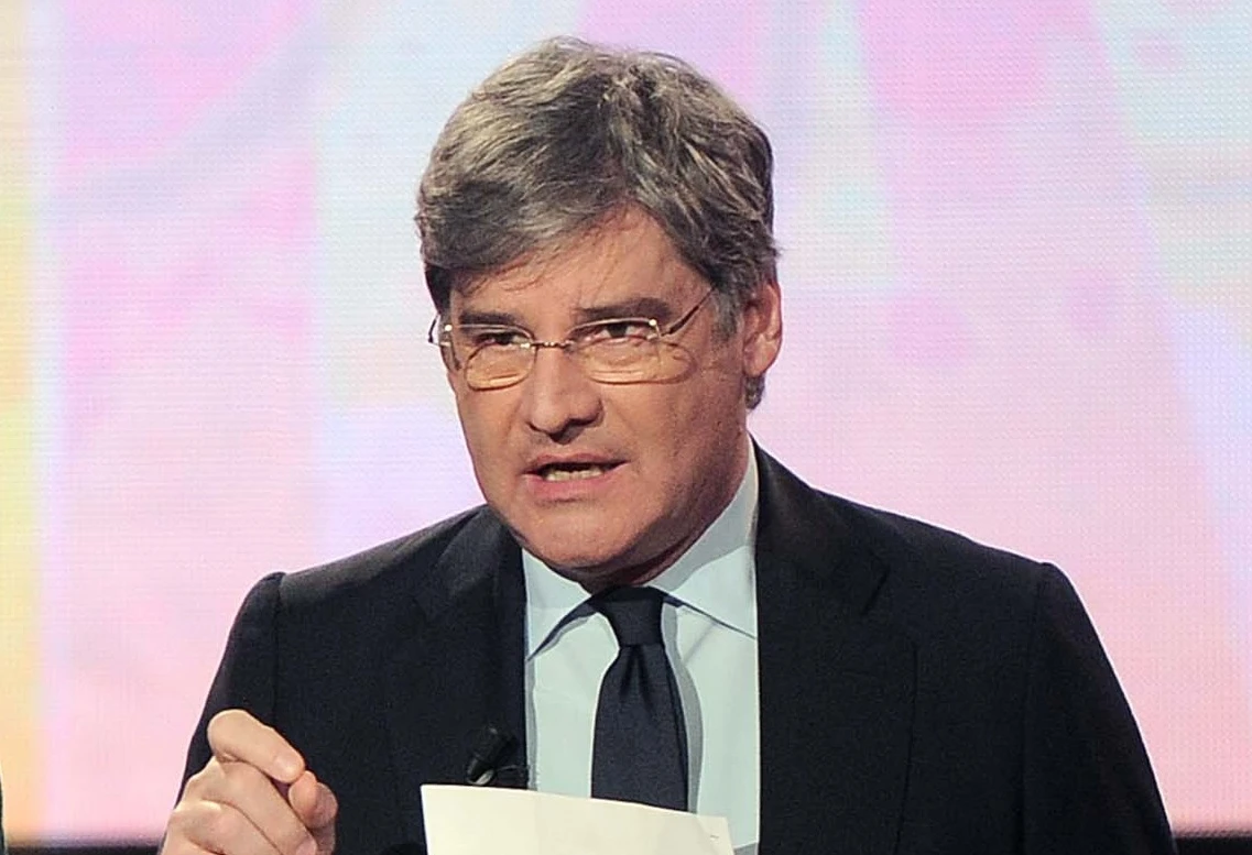 Paolo Del Debbio: "Anche io ho subito molestie. Una volta una donna, nuda nell'accappatoio..."